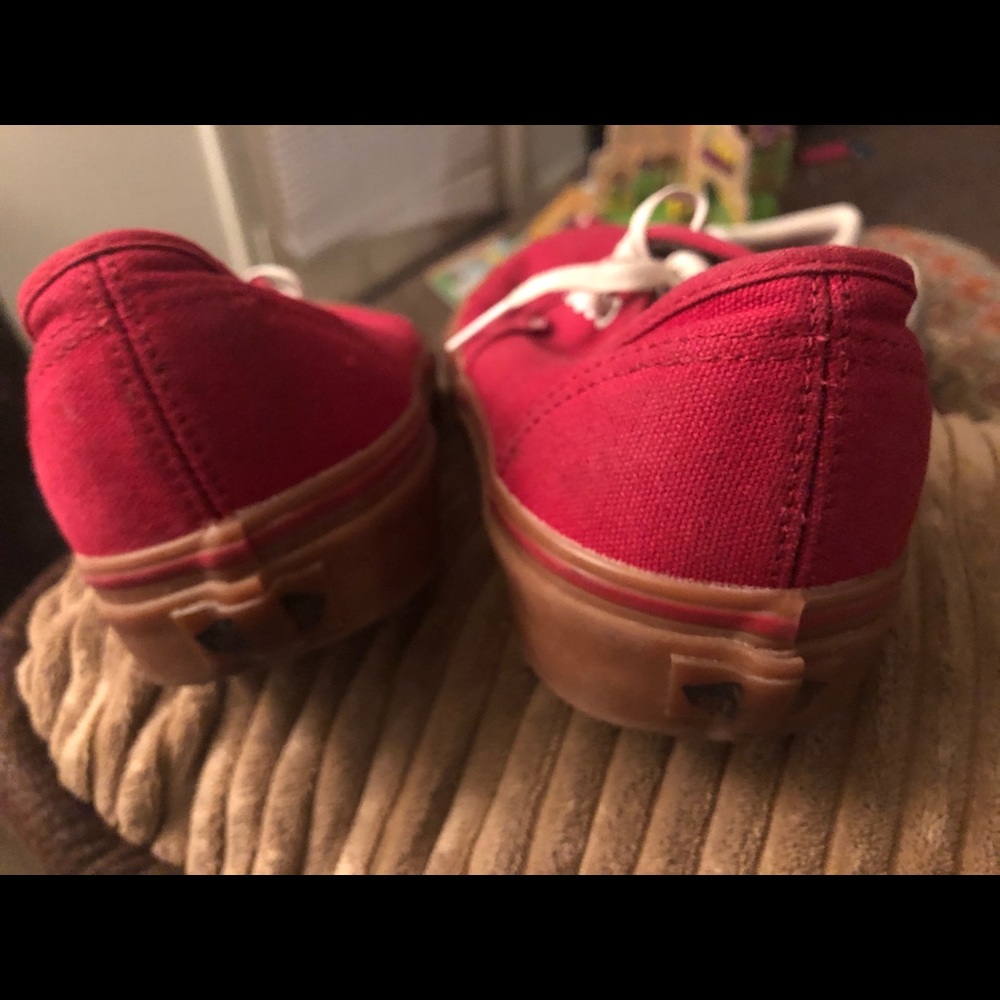 Vans 9.5 slightly warn